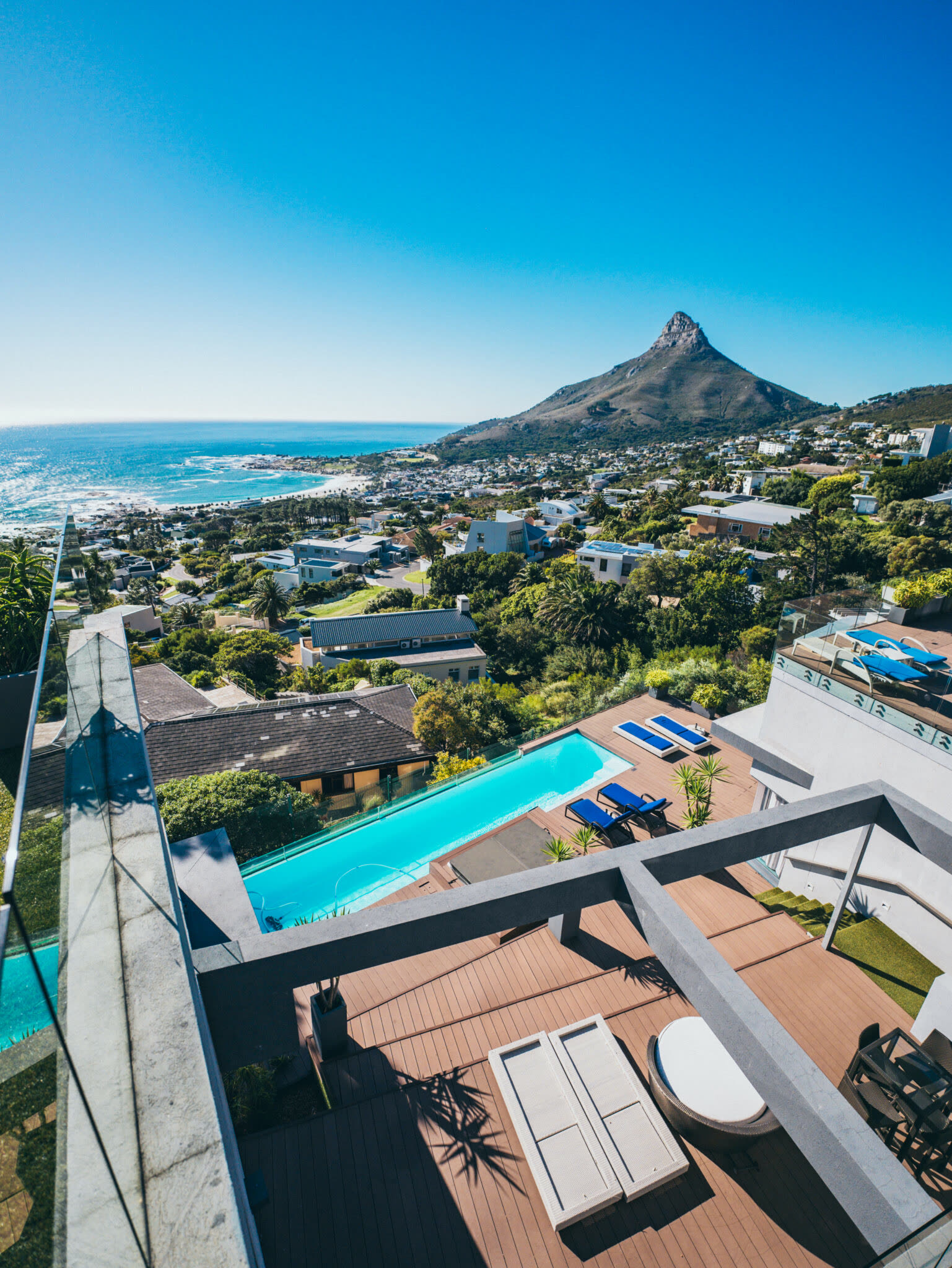 Hotel pool above the Cape Town coast